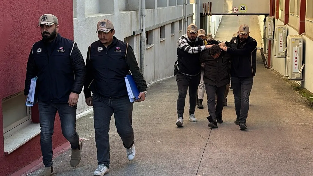 FETÖ’nün il sorumlusuyla birlikte 8 şüpheli tutuklandı