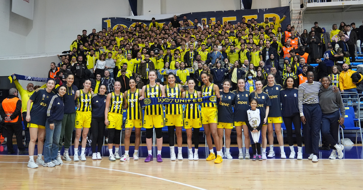 Potada kadınlar derbisinde zafer Fenerbahçe Opet’in!