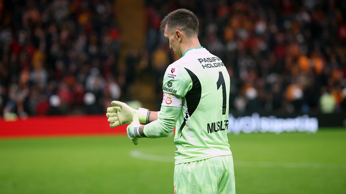 Fernando Muslera’dan Galatasaray’a sözleşme cevabı
