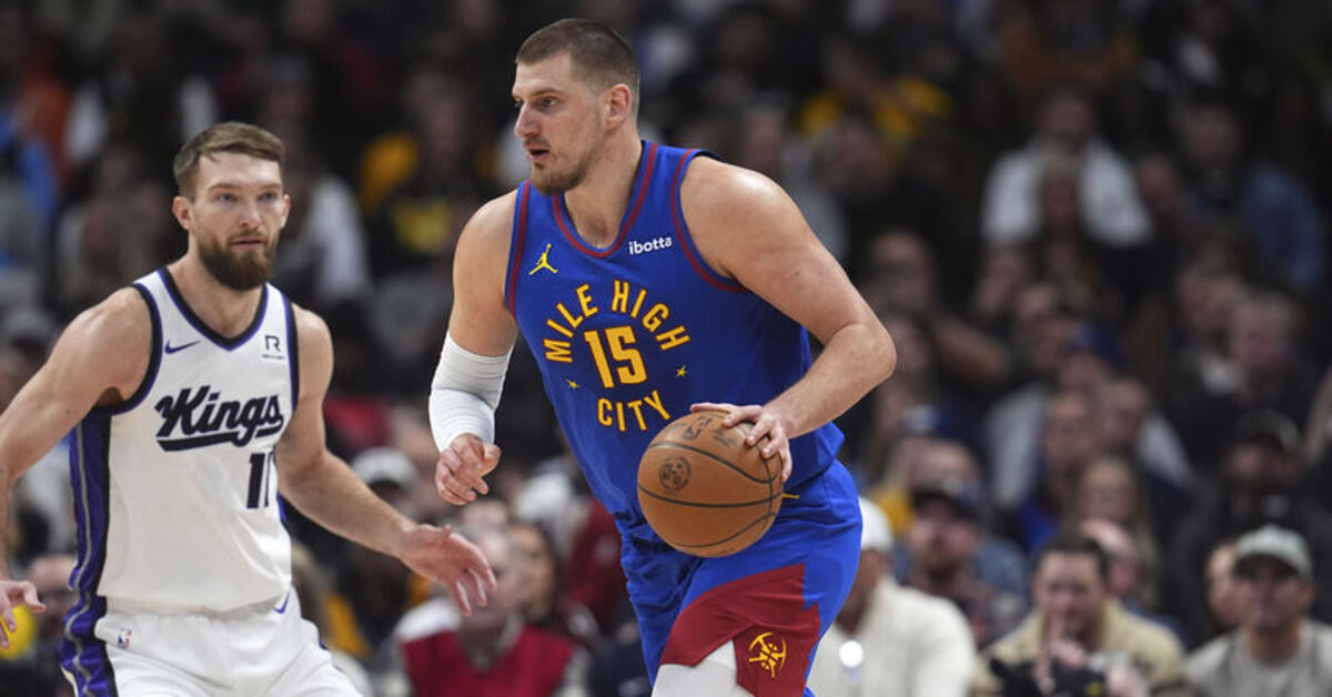 Nikola Jokic’ten 35 sayı, 22 ribaunt ve 17 asistlik performans!