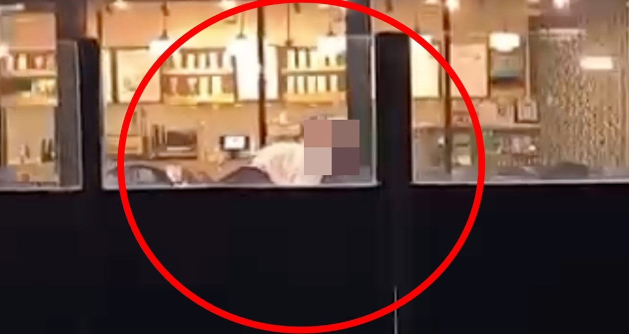 AVM’de Kadınlar Günü’nde kadın cinayeti