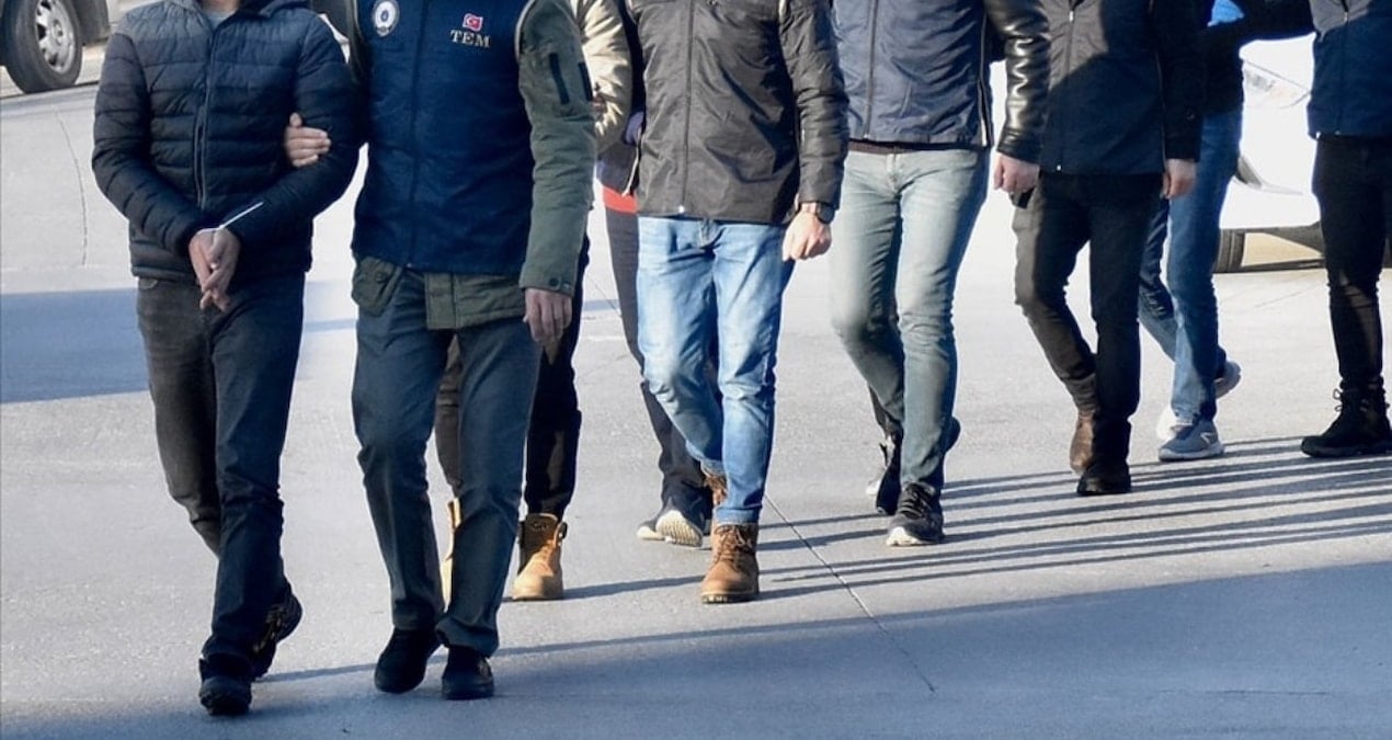 Van’da farklı suçlardan aranan 333 kişi yakalandı