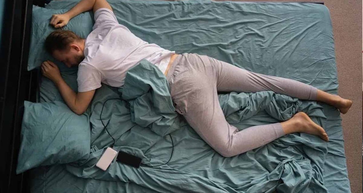 Yatakta uyuduğumuz tarafı aslında karakterimiz seçiyormuş!